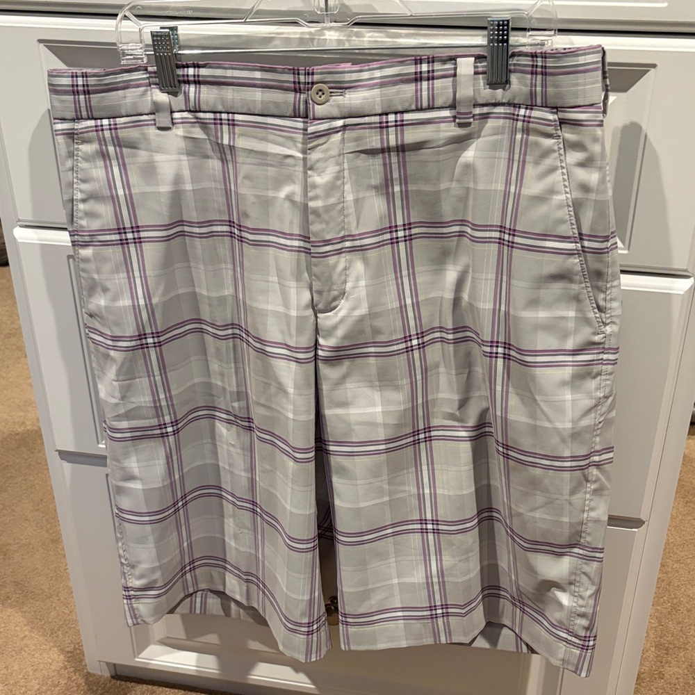 Plaid Men's Golf Shorts in Gray and Purple